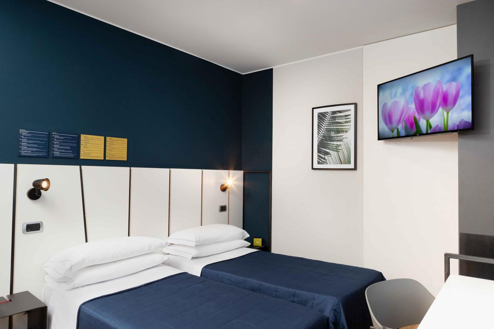 Garda Hotel มอนติเคียรี ภายนอก รูปภาพ