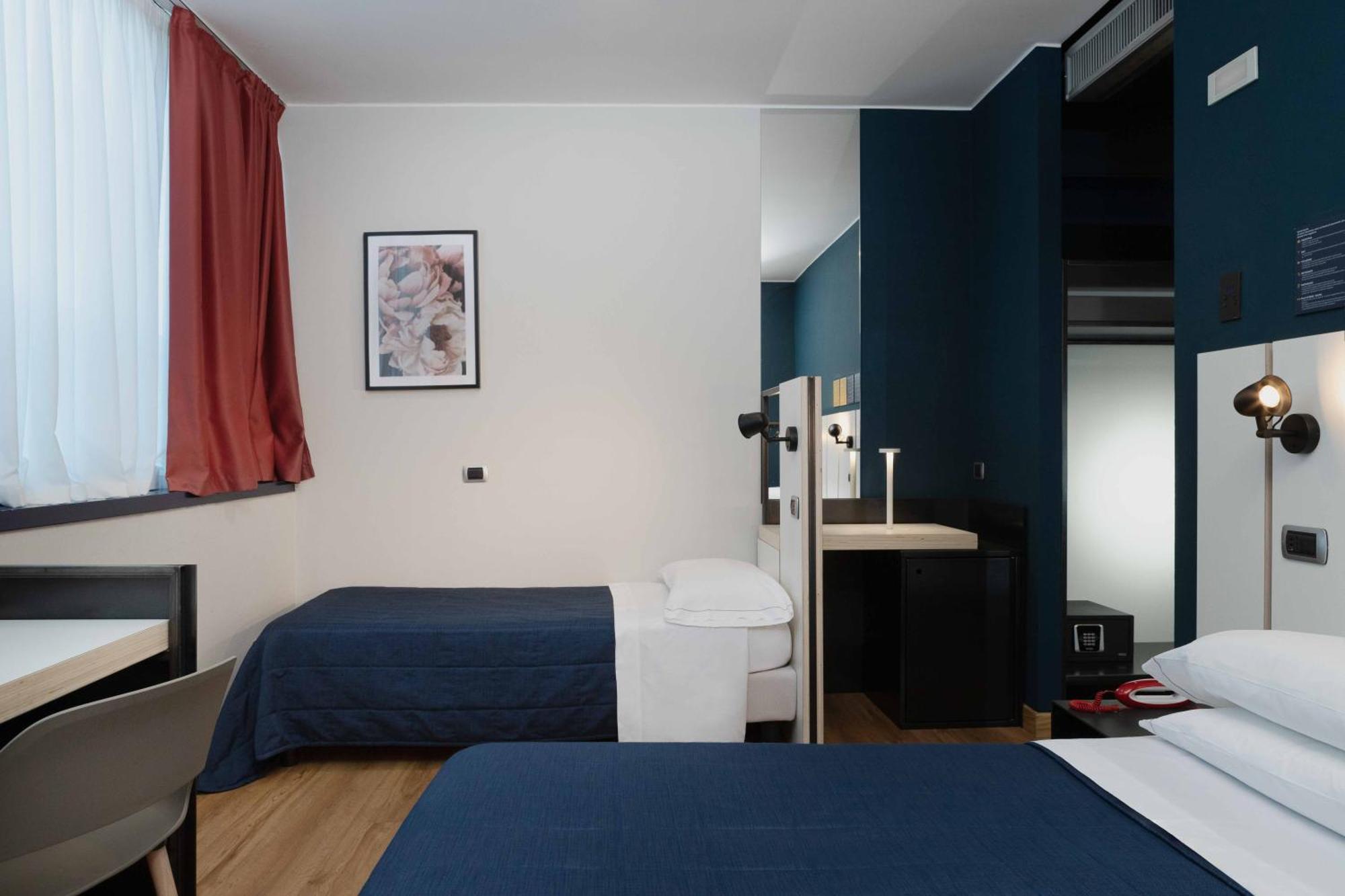 Garda Hotel มอนติเคียรี ภายนอก รูปภาพ