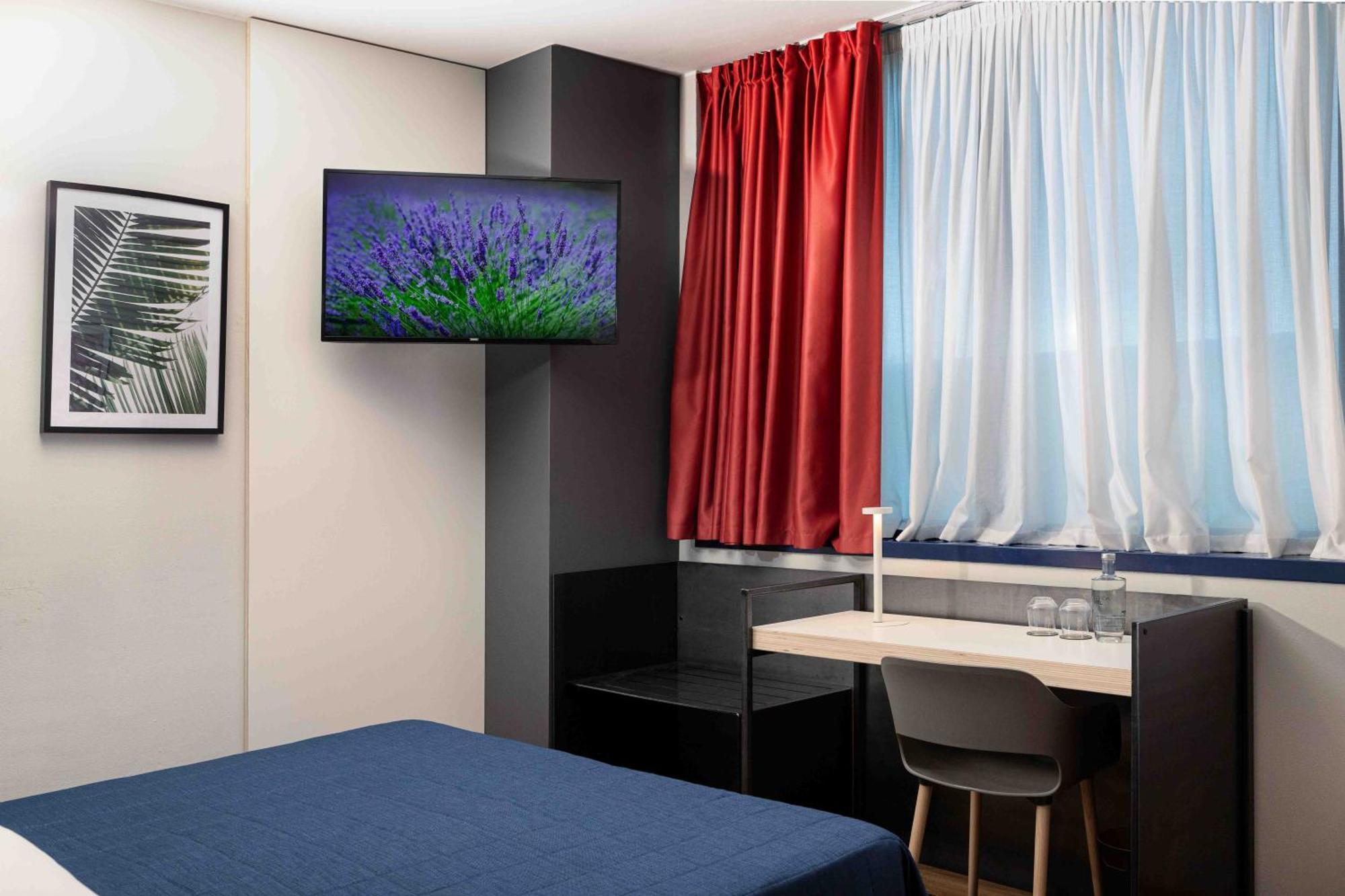 Garda Hotel มอนติเคียรี ภายนอก รูปภาพ