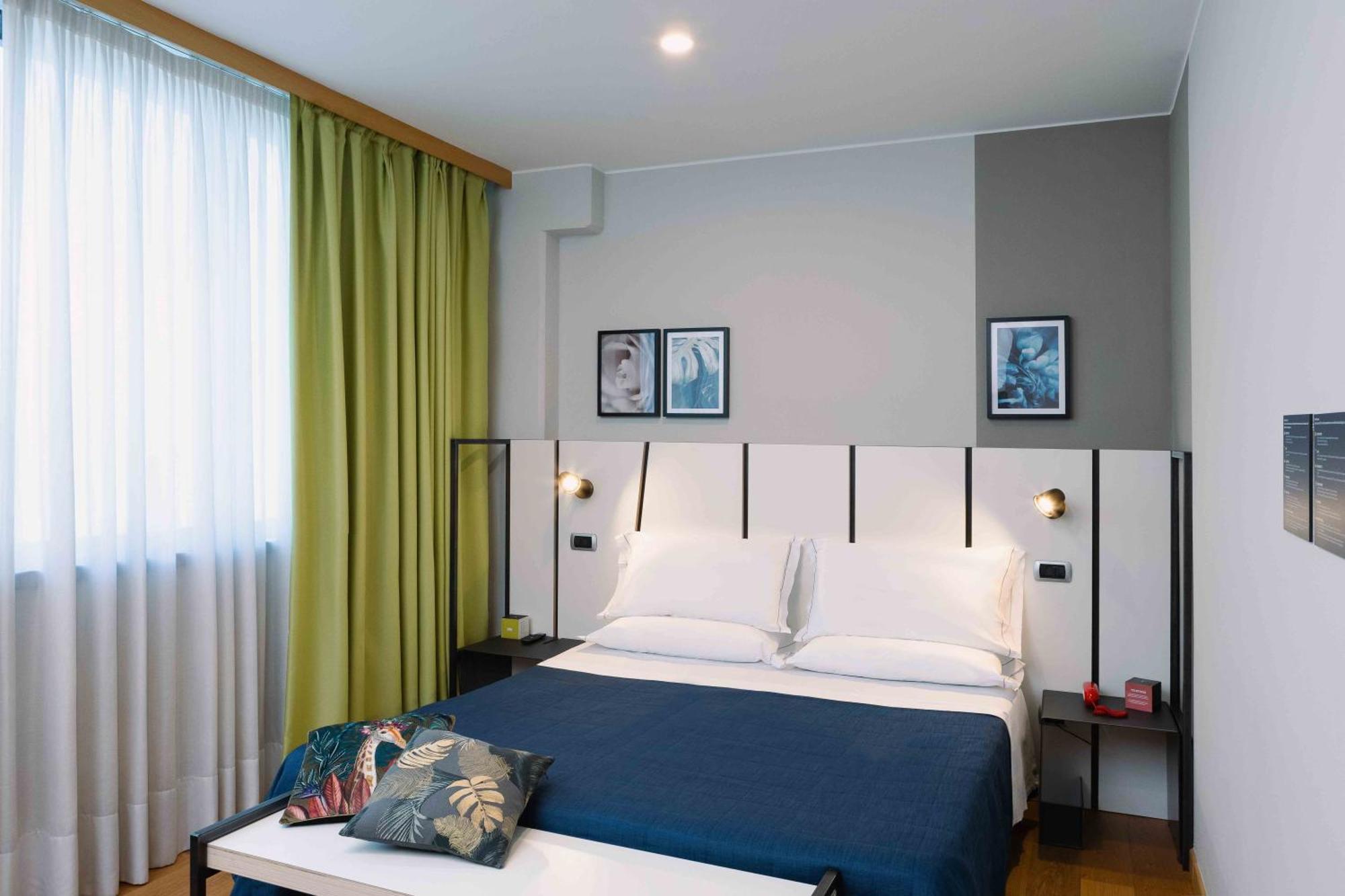Garda Hotel มอนติเคียรี ภายนอก รูปภาพ