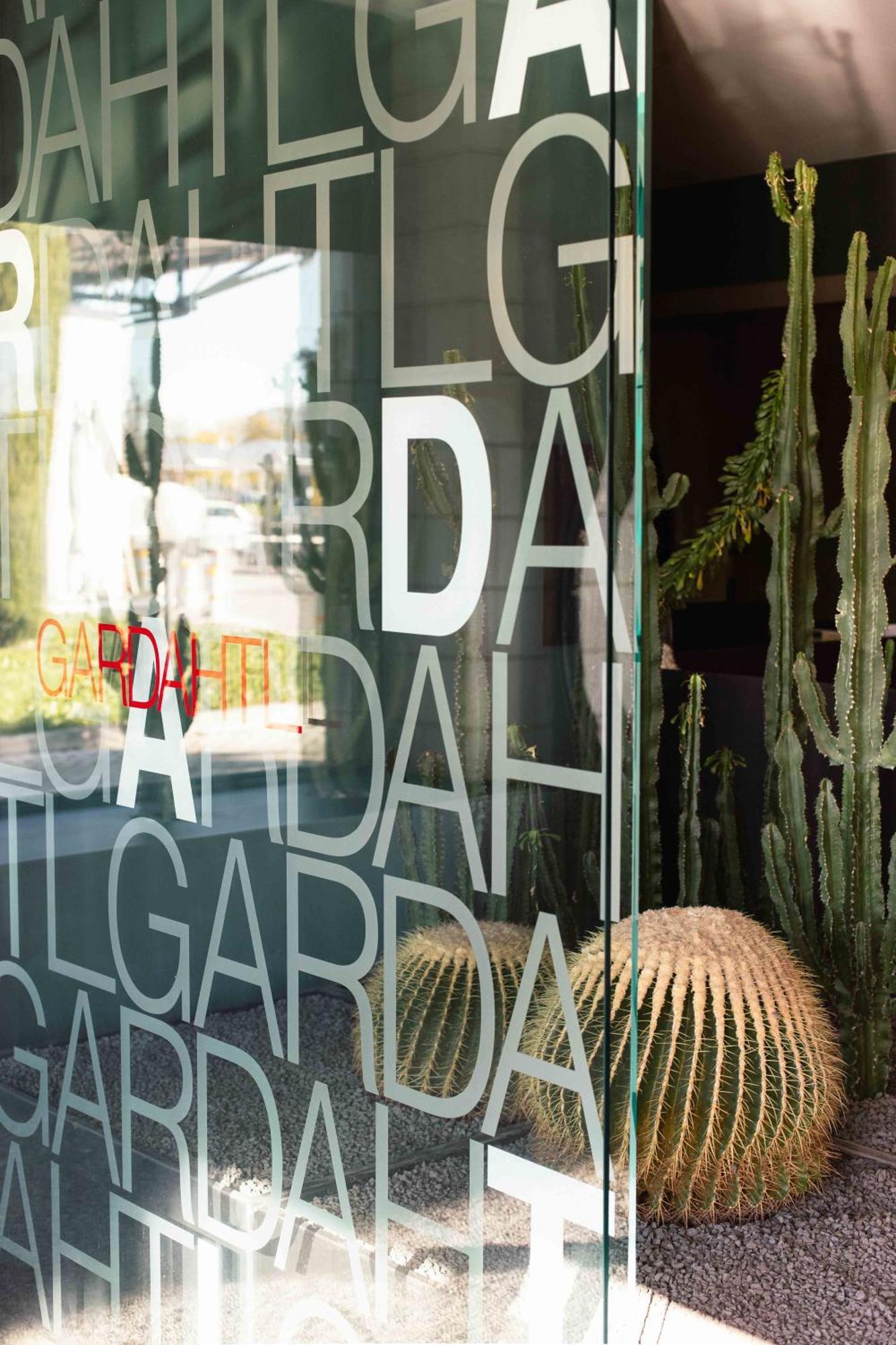 Garda Hotel มอนติเคียรี ภายนอก รูปภาพ