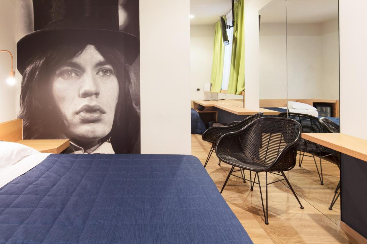 Garda Hotel มอนติเคียรี ภายนอก รูปภาพ